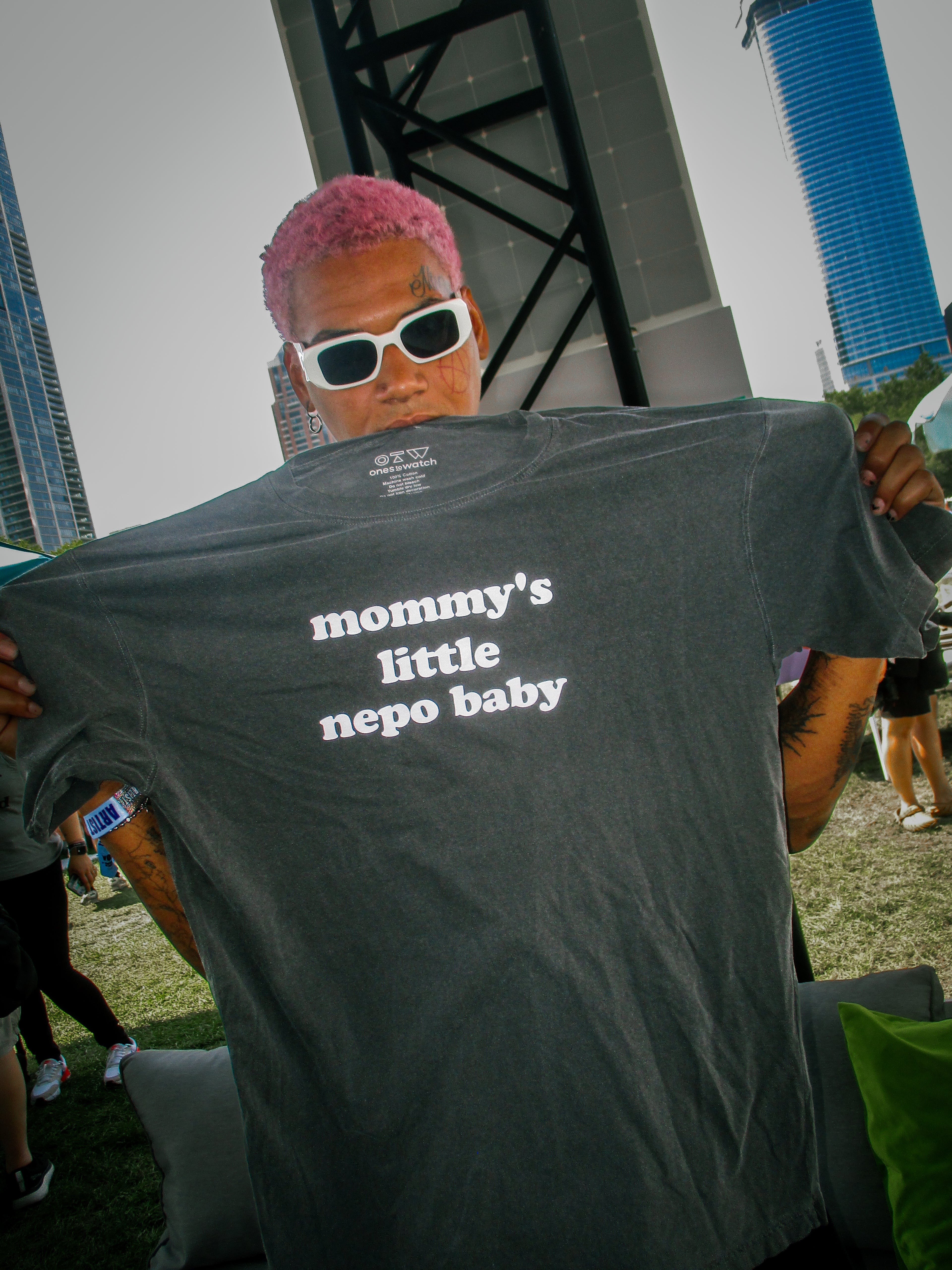 mommy's little nepo baby tee